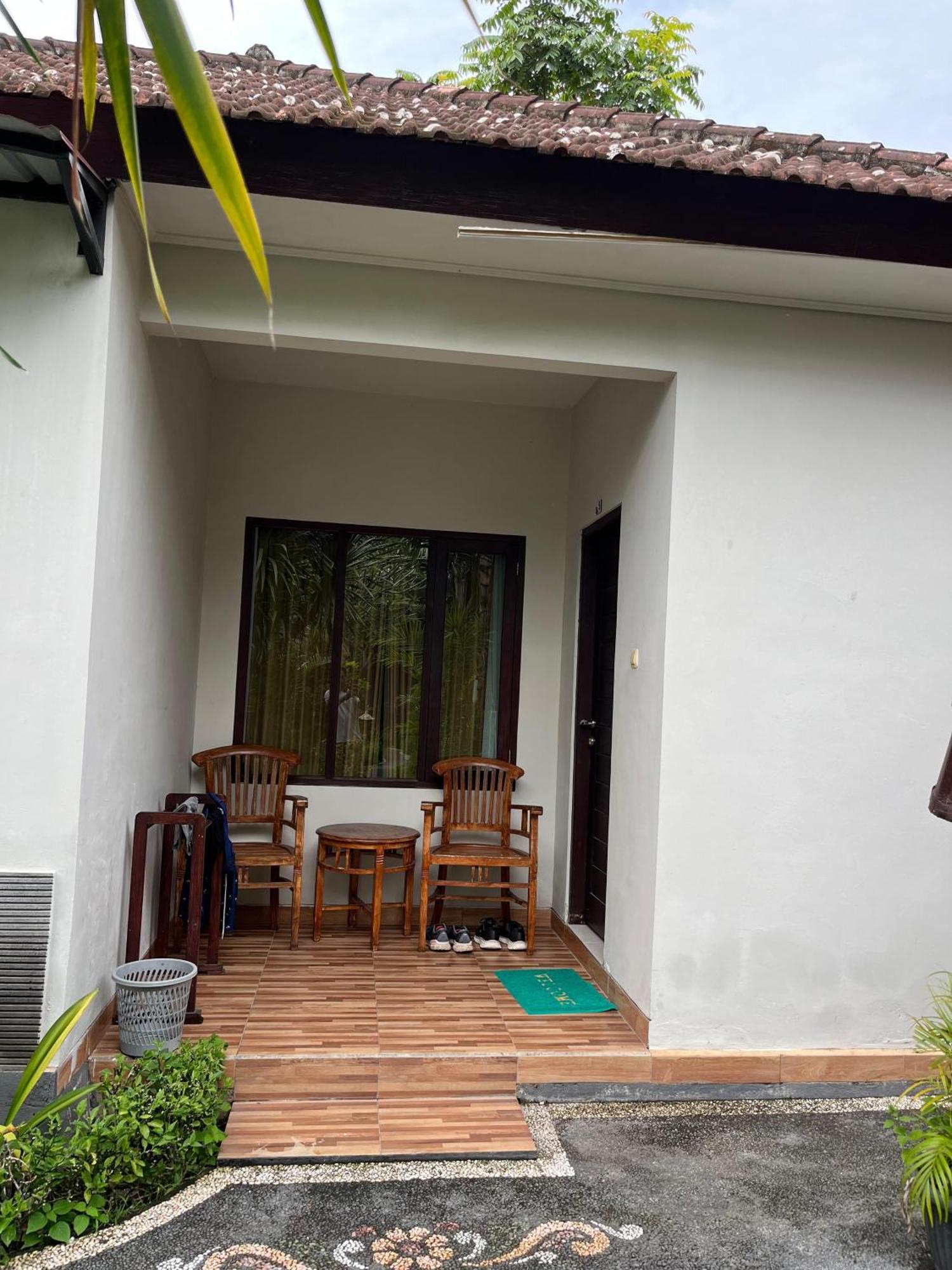 Ghamed Sari Hotel Exterior photo